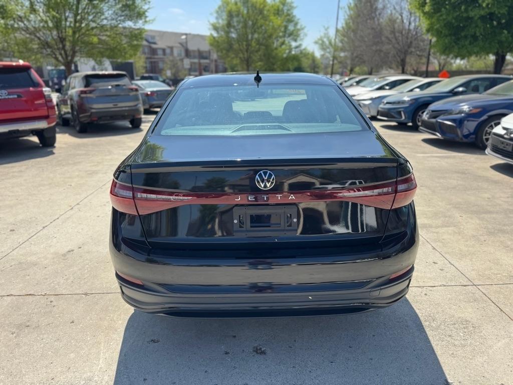 Volkswagen Jetta  2025