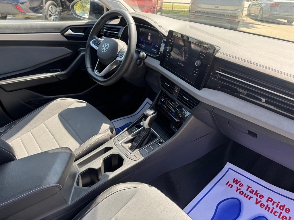 Volkswagen Jetta  2025