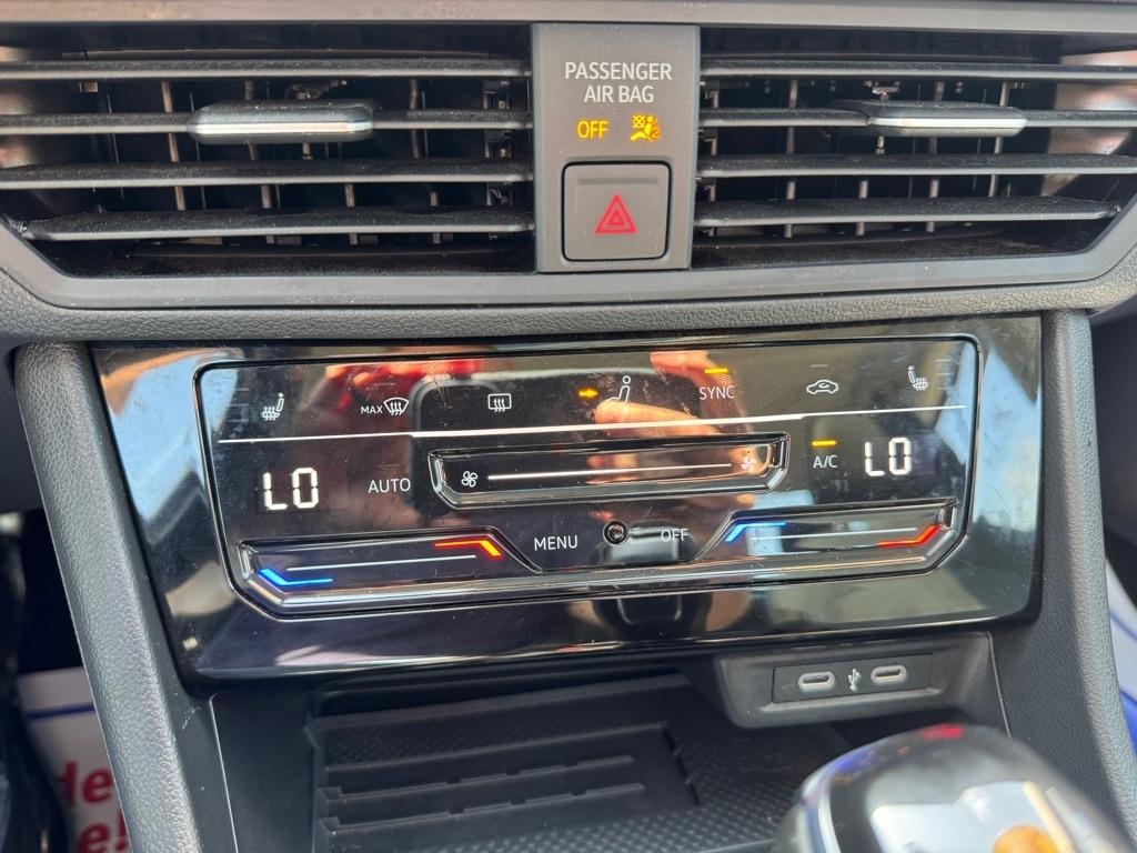 Volkswagen Jetta  2025