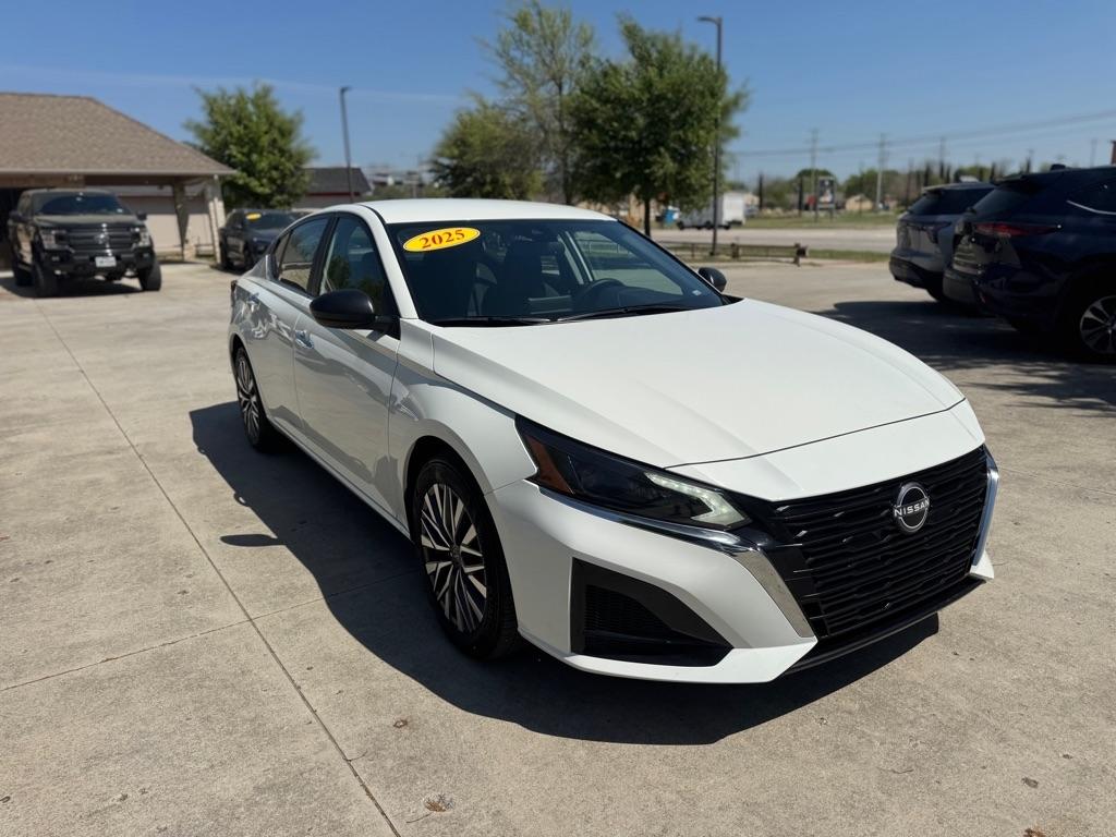 Nissan Altima 2.5 SV 2025