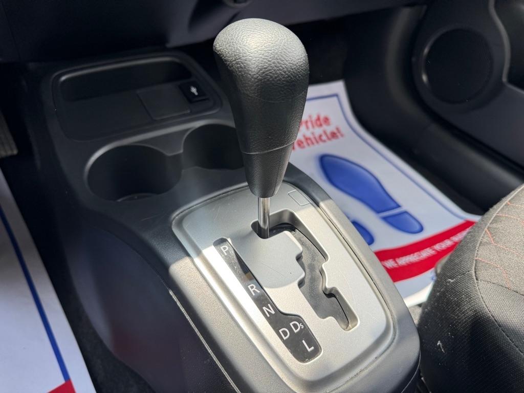 Mitsubishi Mirage ES 5M 2024