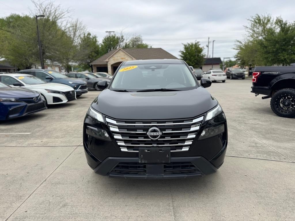 Nissan Rogue SV AWD 2025