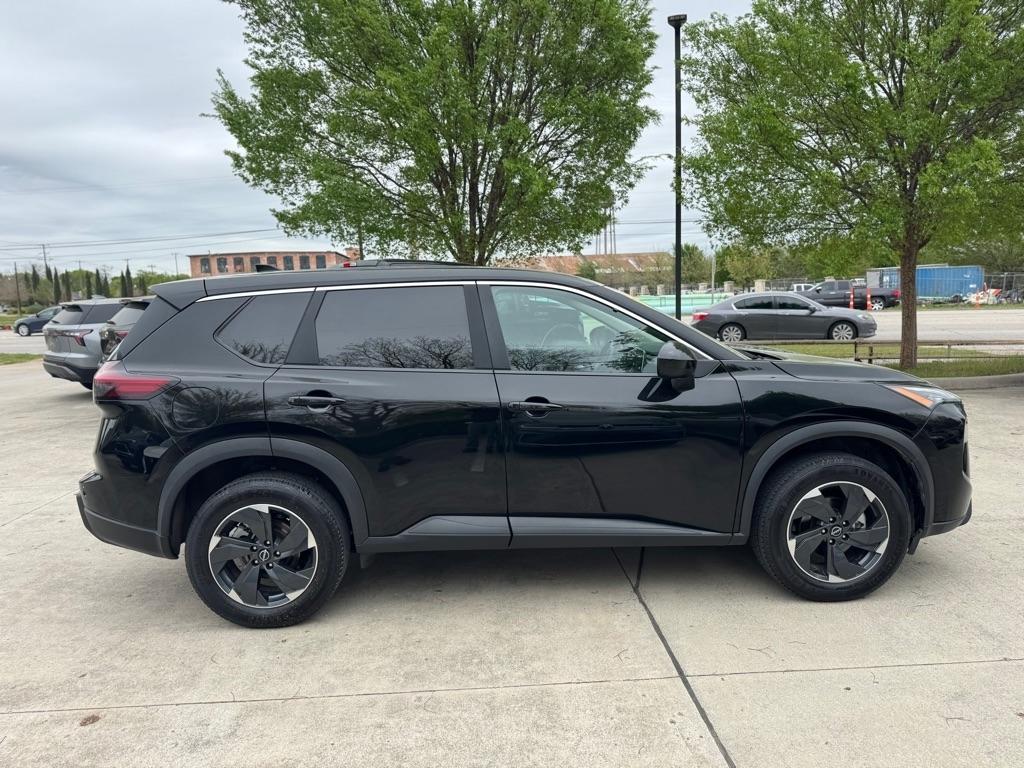 Nissan Rogue SV AWD 2025