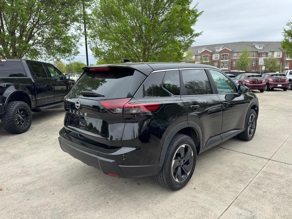 Nissan Rogue SV AWD 2025