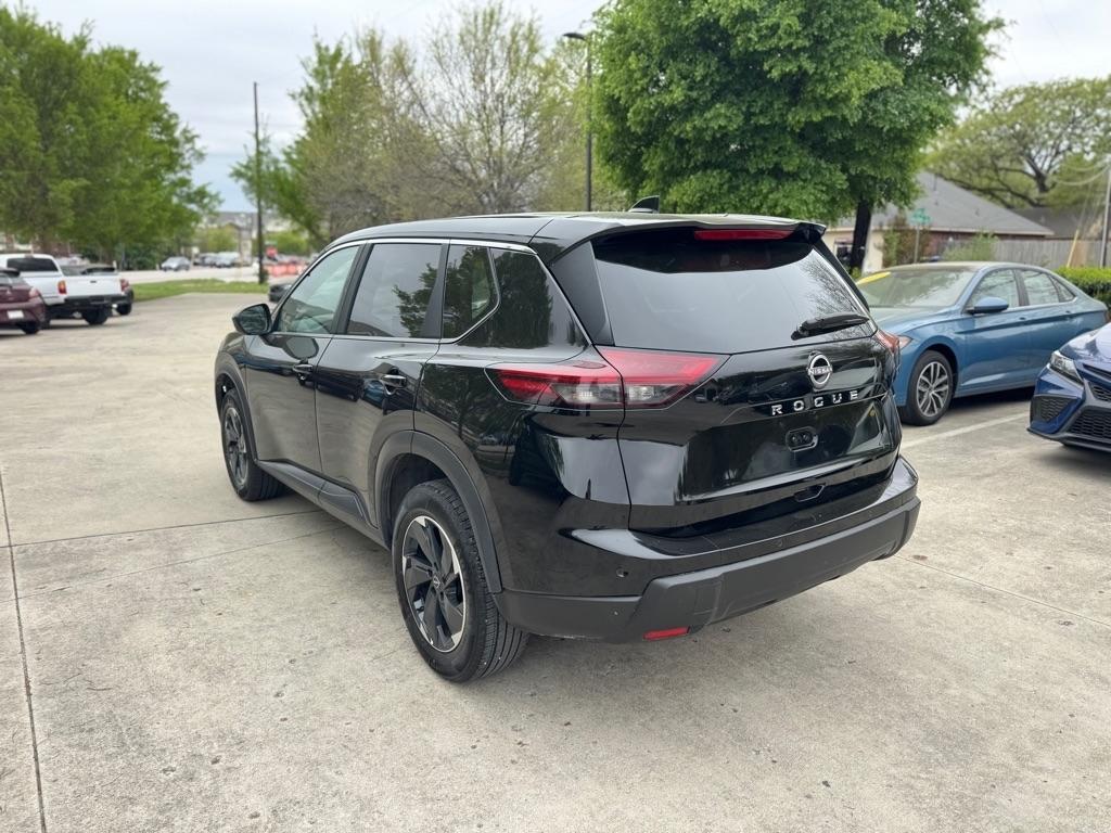 Nissan Rogue SV AWD 2025