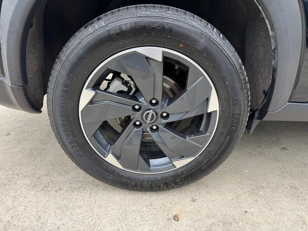 Nissan Rogue SV AWD 2025