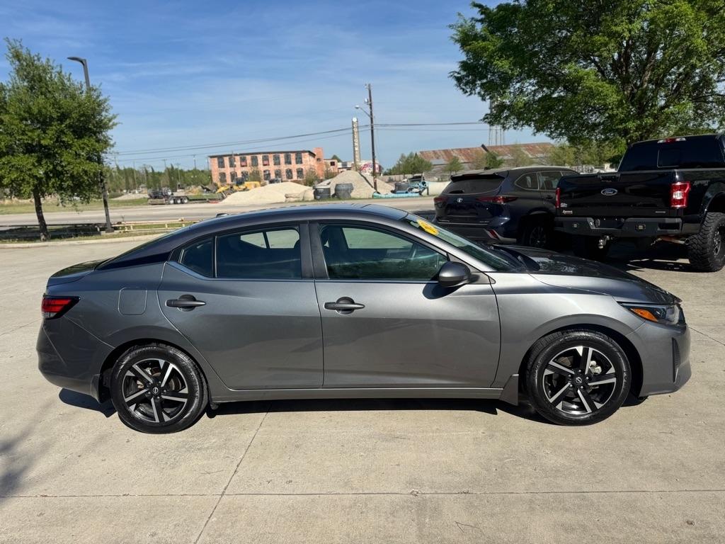 Nissan Sentra SV 2024