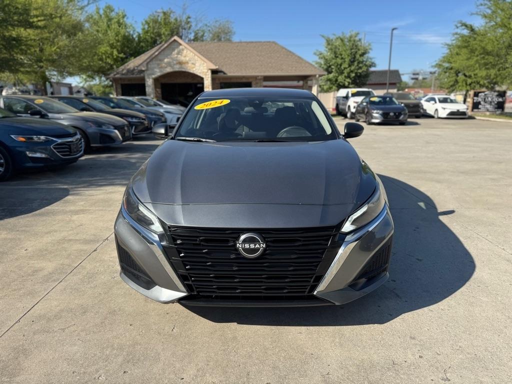 Nissan Altima 2.5 SV 2024