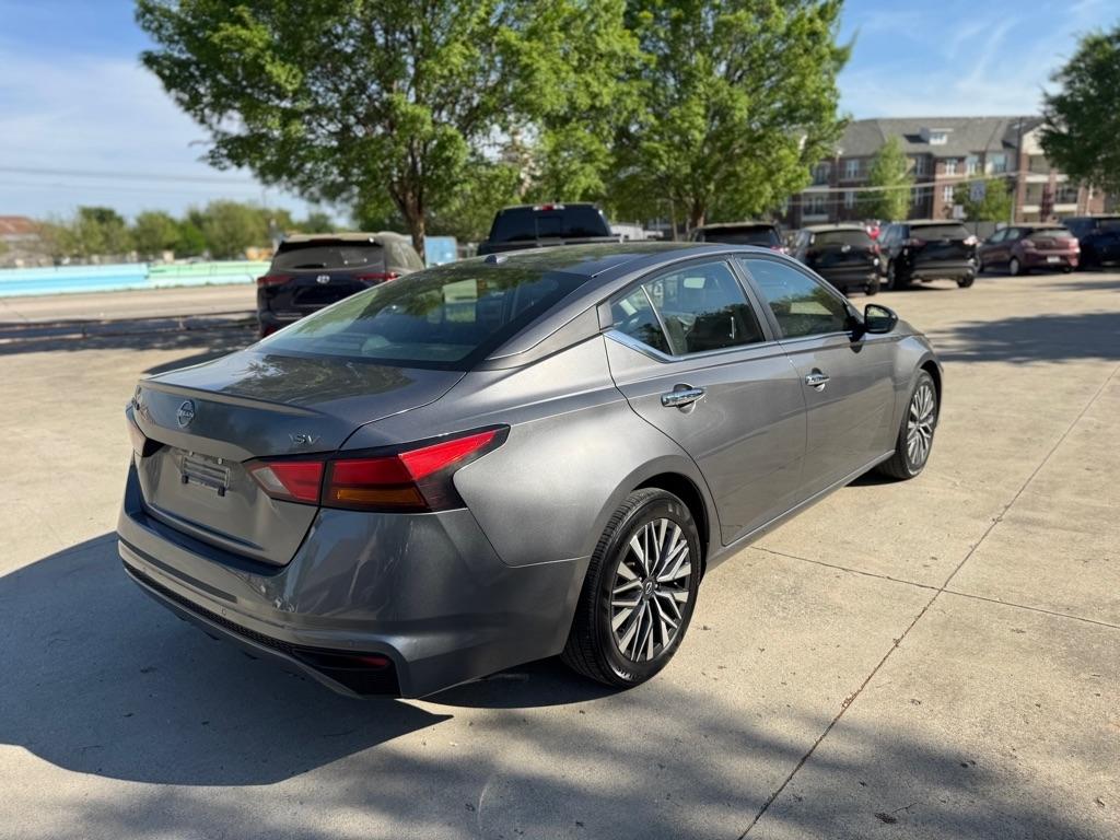 Nissan Altima 2.5 SV 2024