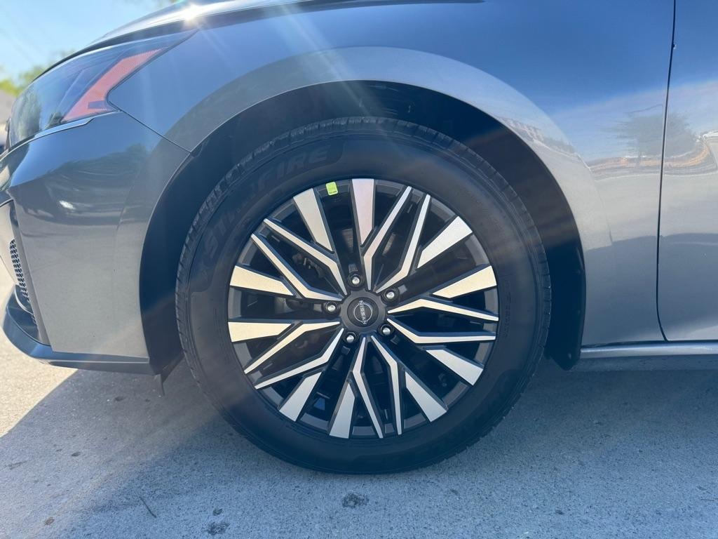 Nissan Altima 2.5 SV 2024