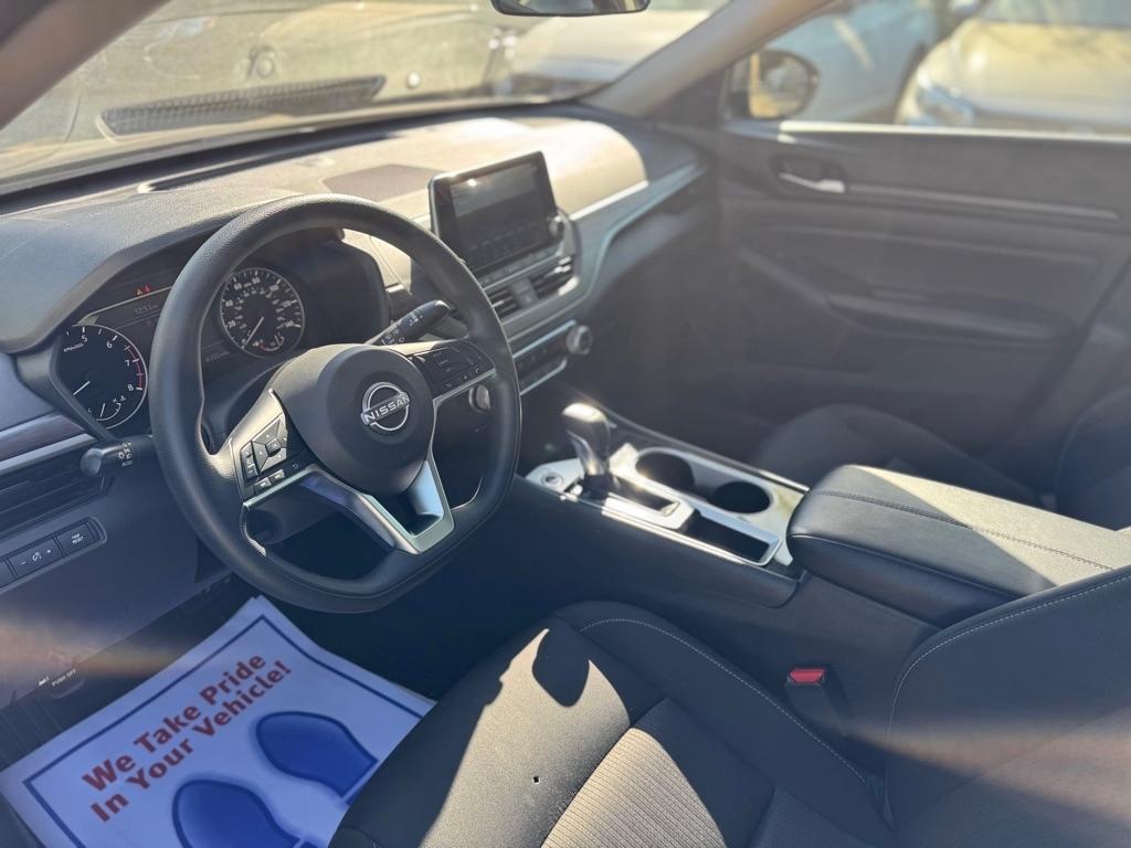 Nissan Altima 2.5 SV 2024