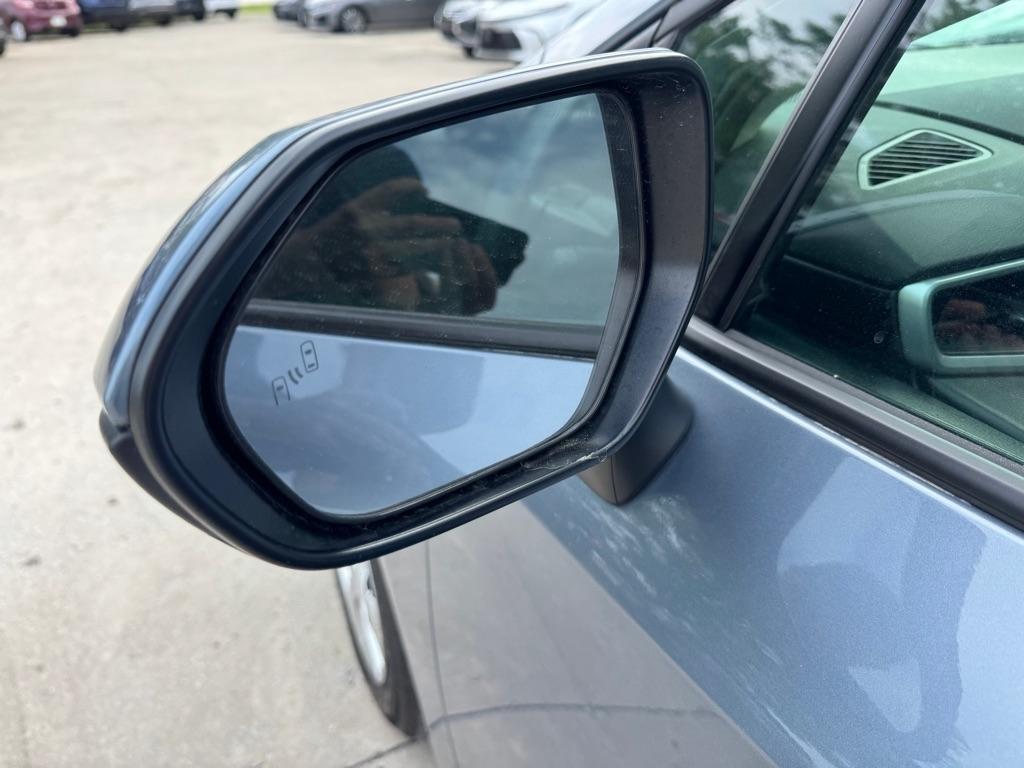 Toyota Corolla LE 2026