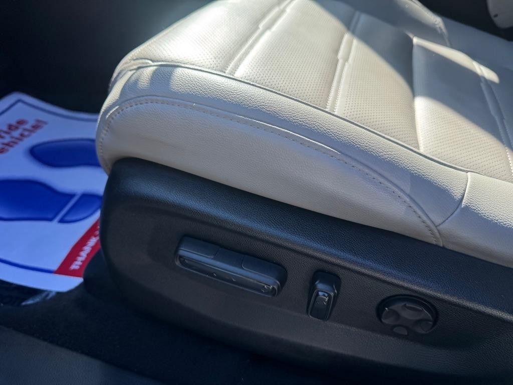 Honda CR-V Touring 2WD 2017