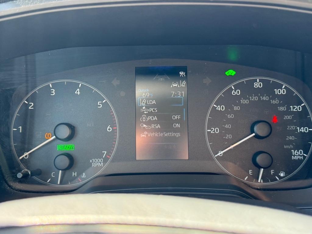 Toyota Corolla Hybrid LE 2024