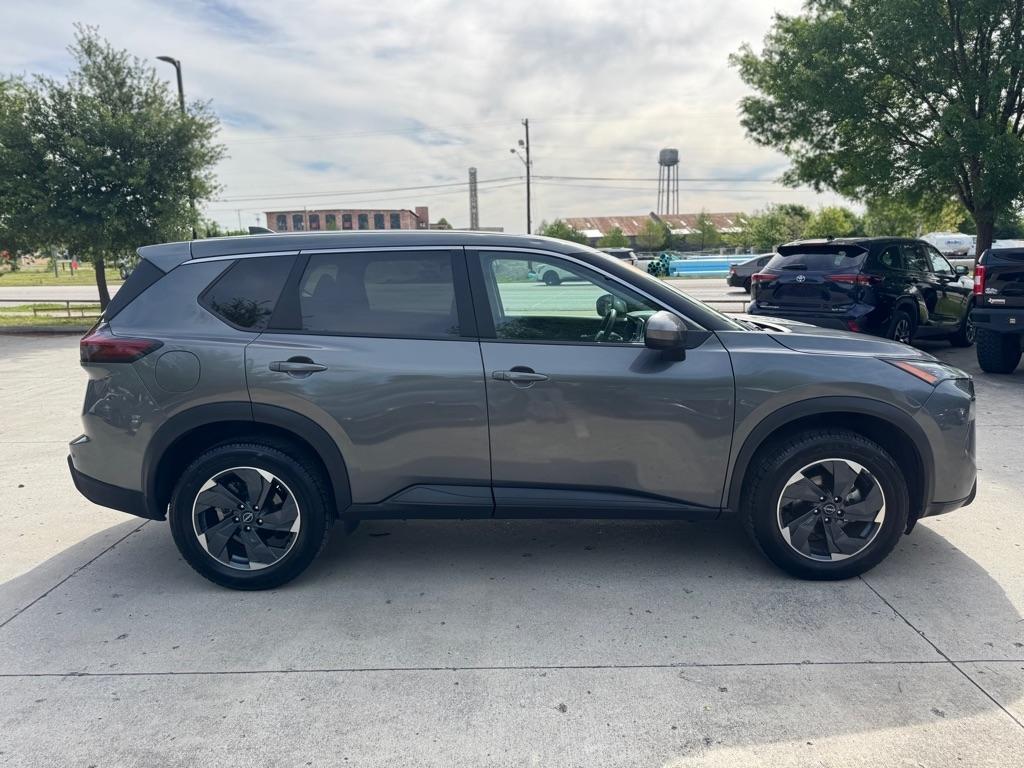 Nissan Rogue SV 2025