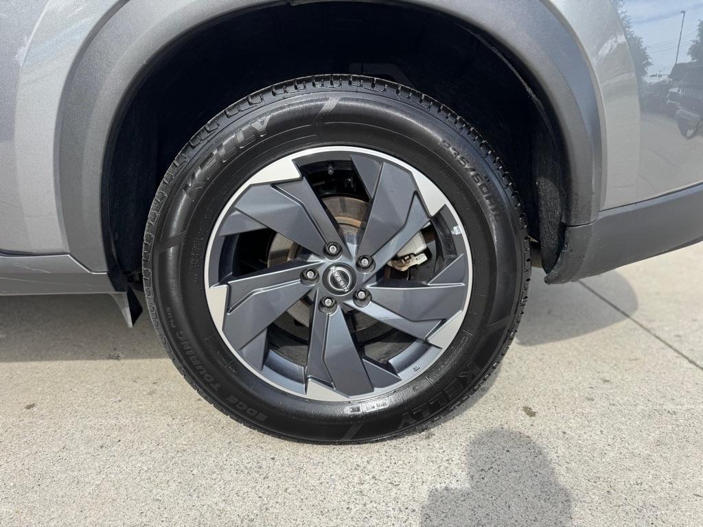 Nissan Rogue SV 2025