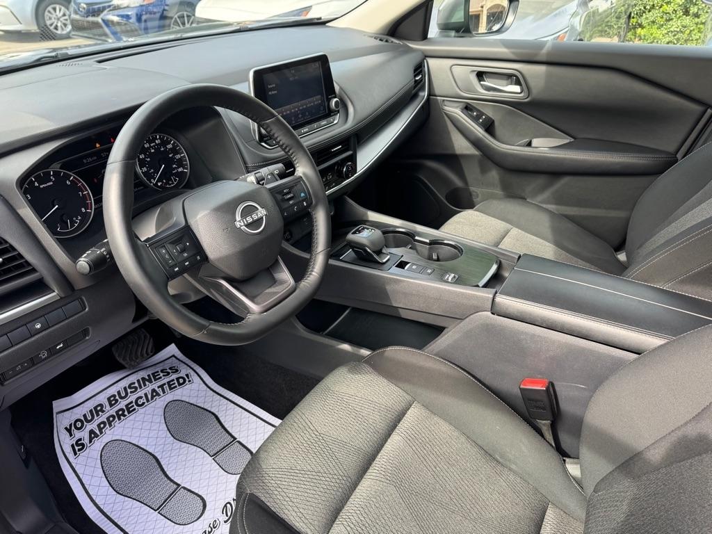 Nissan Rogue SV 2025