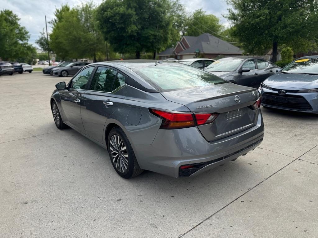 Nissan Altima 2.5 SV 2025