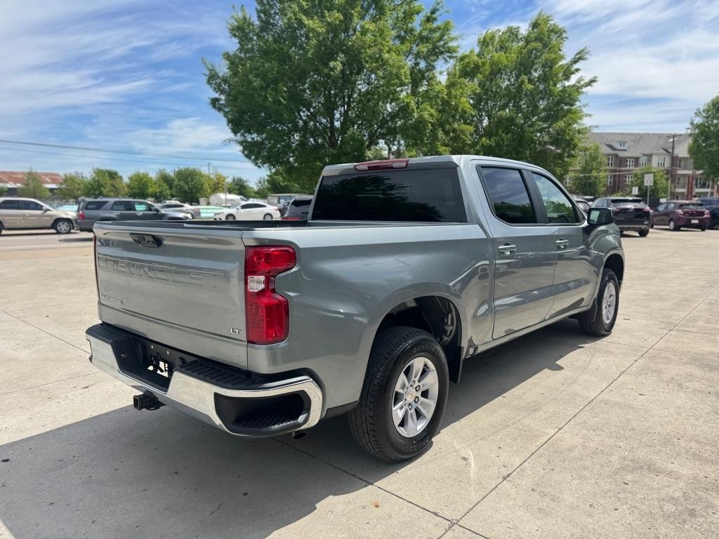 Chevrolet Silverado 1500 LT Crew Cab 4WD 2026