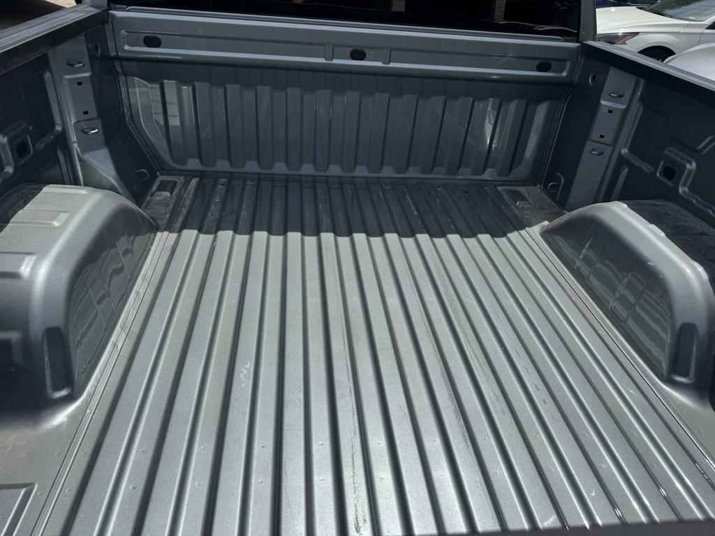 Chevrolet Silverado 1500 LT Crew Cab 4WD 2026