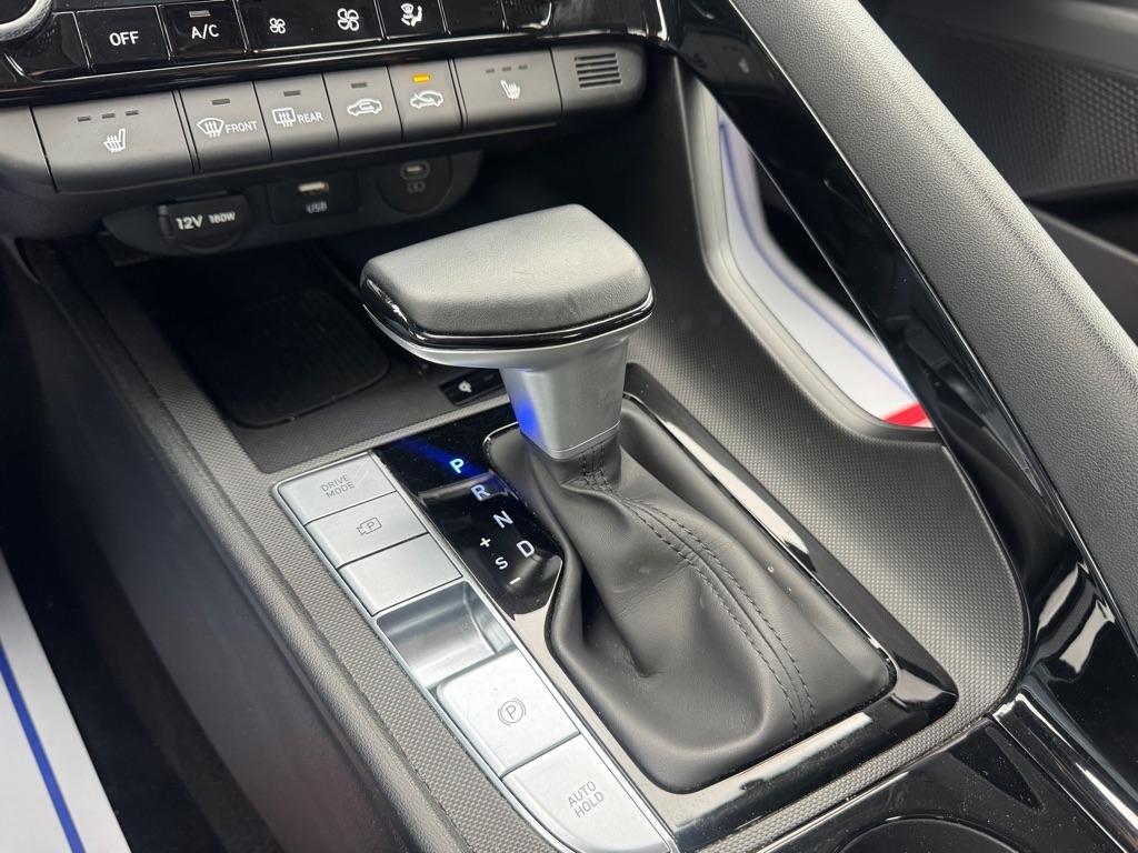 Hyundai Elantra SEL Convenience 2025