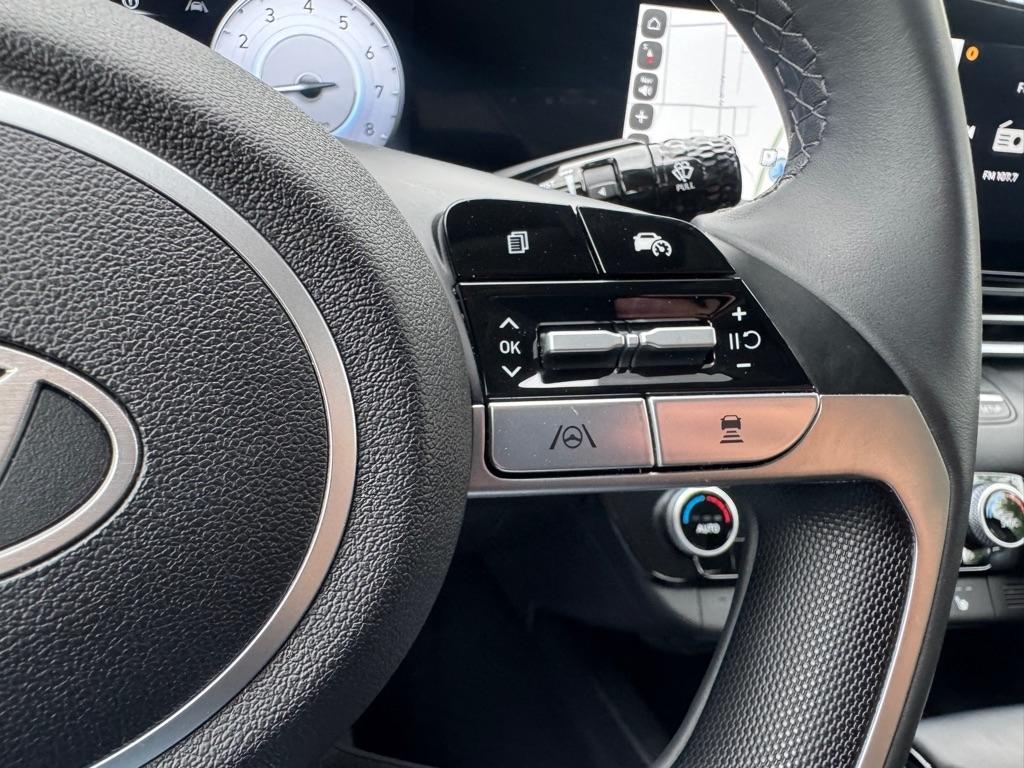 Hyundai Elantra SEL Convenience 2025