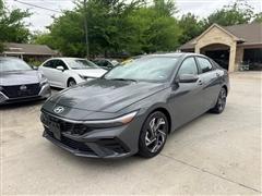 2025 Hyundai Elantra 