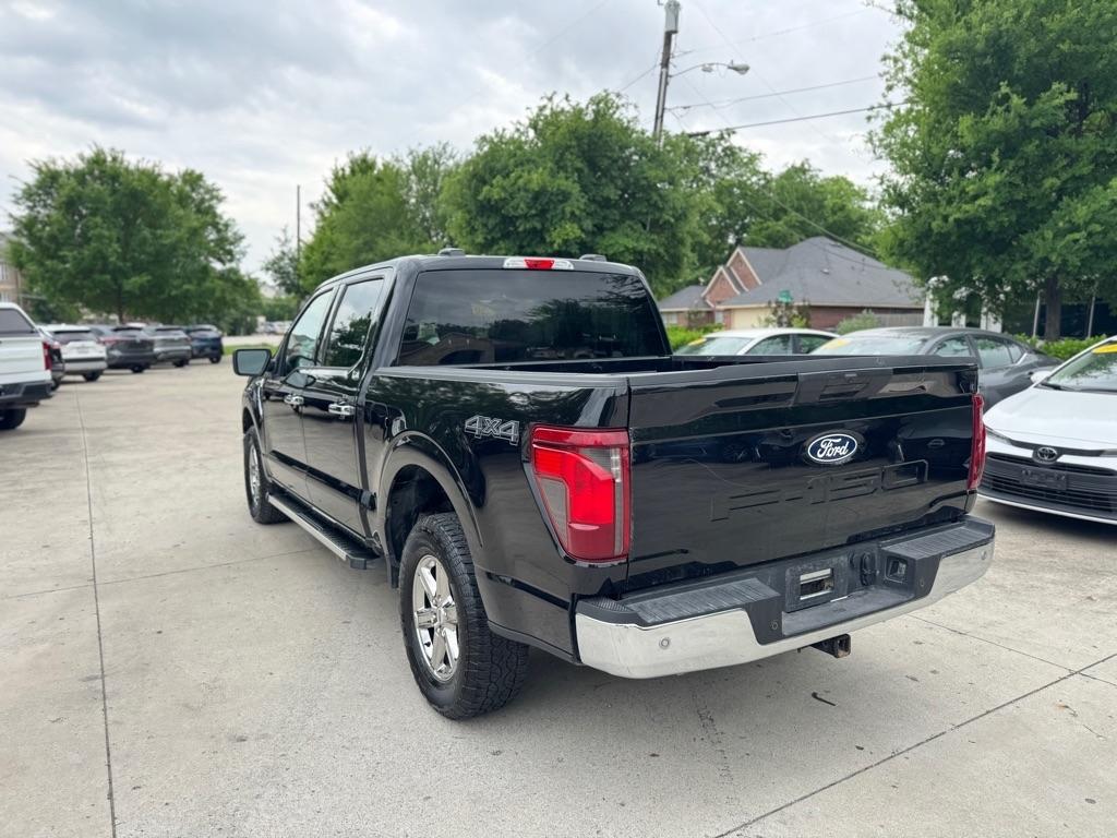 Ford F-150 XLT SuperCrew 4WD 2025