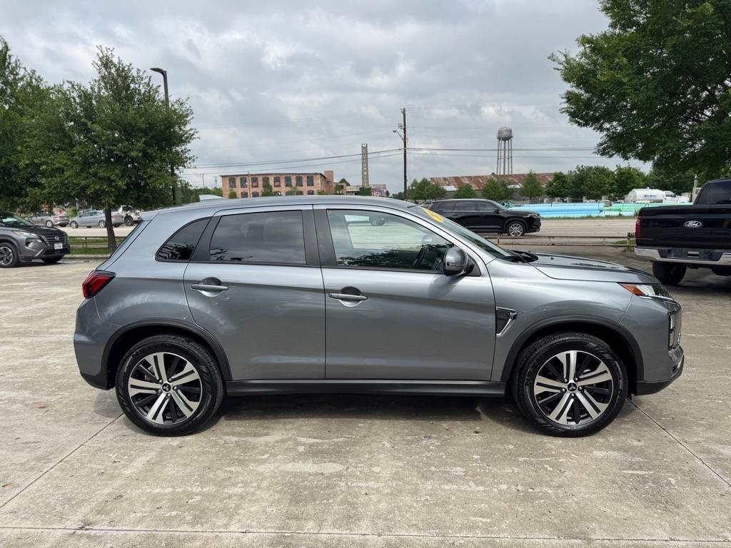 Mitsubishi Outlander Sport 2.0 ES 4WD 2026