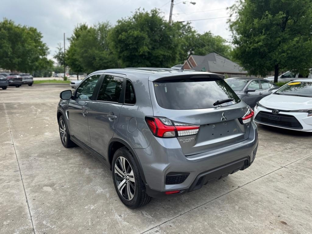 Mitsubishi Outlander Sport 2.0 ES 4WD 2026