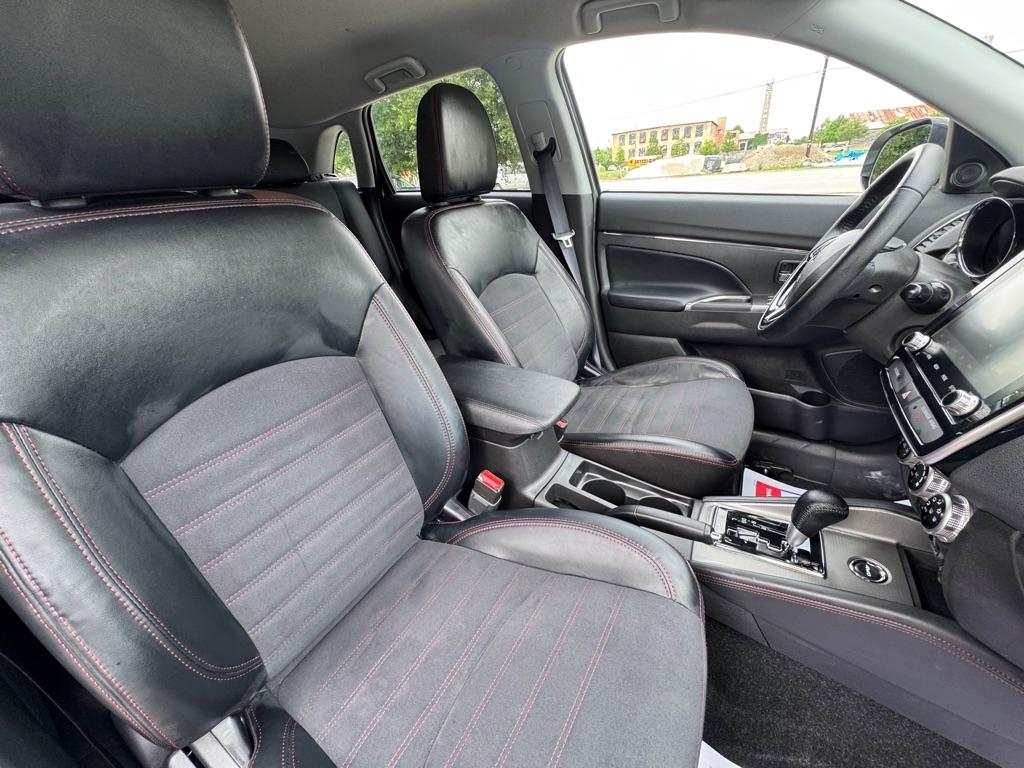 Mitsubishi Outlander Sport 2.0 ES 4WD 2026