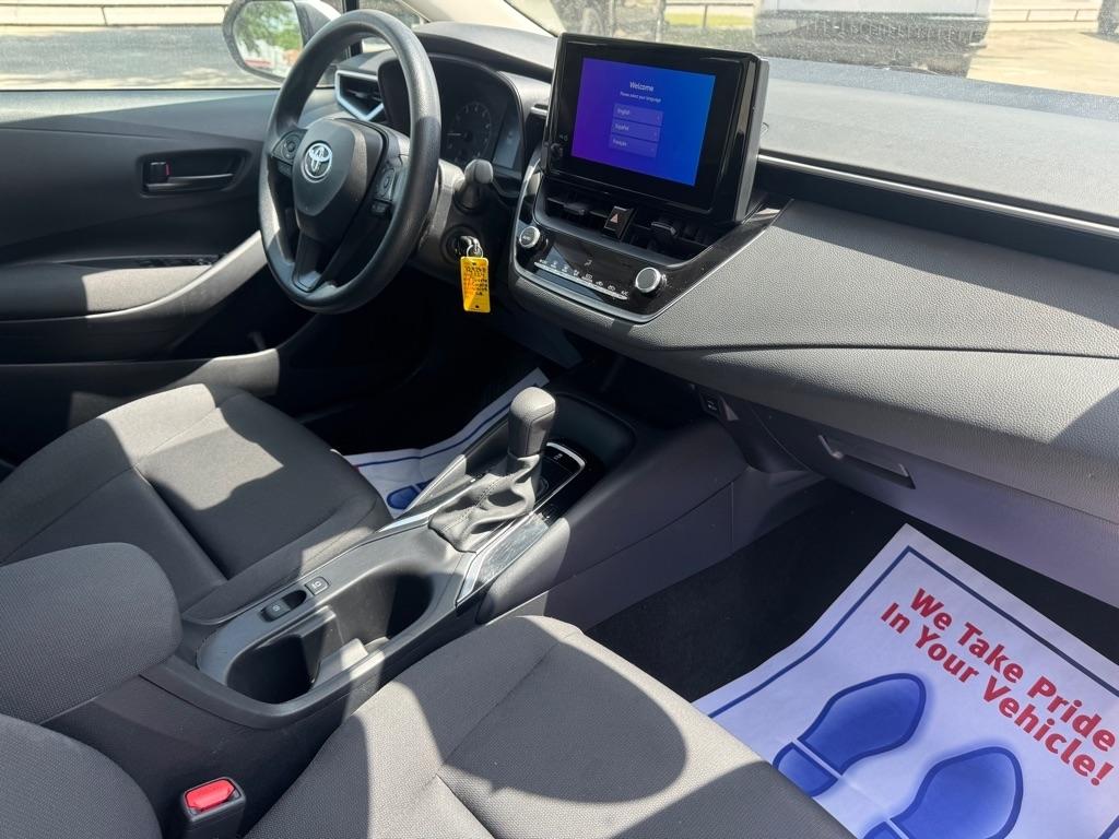 Toyota Corolla LE 2024