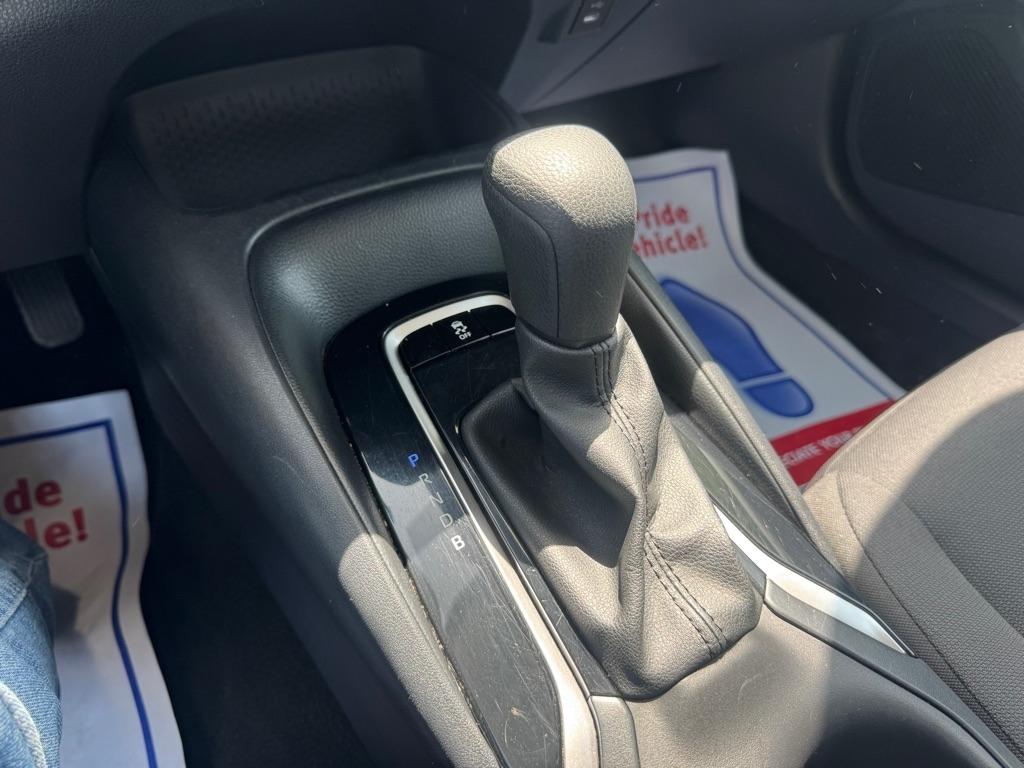 Toyota Corolla LE 2024