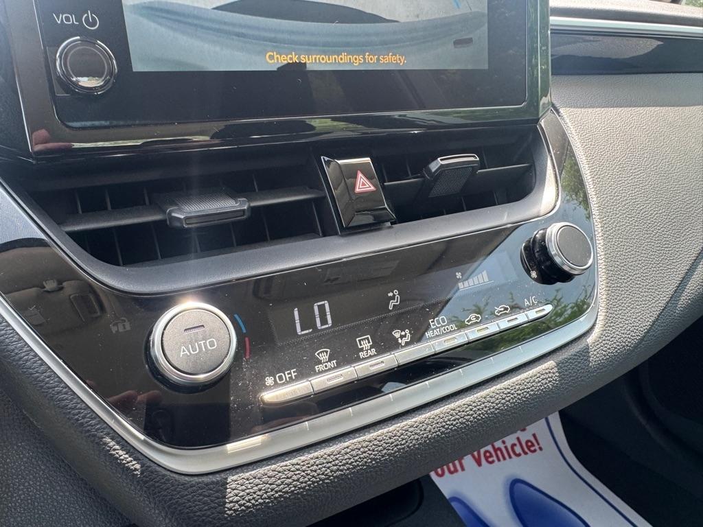 Toyota Corolla LE 2024