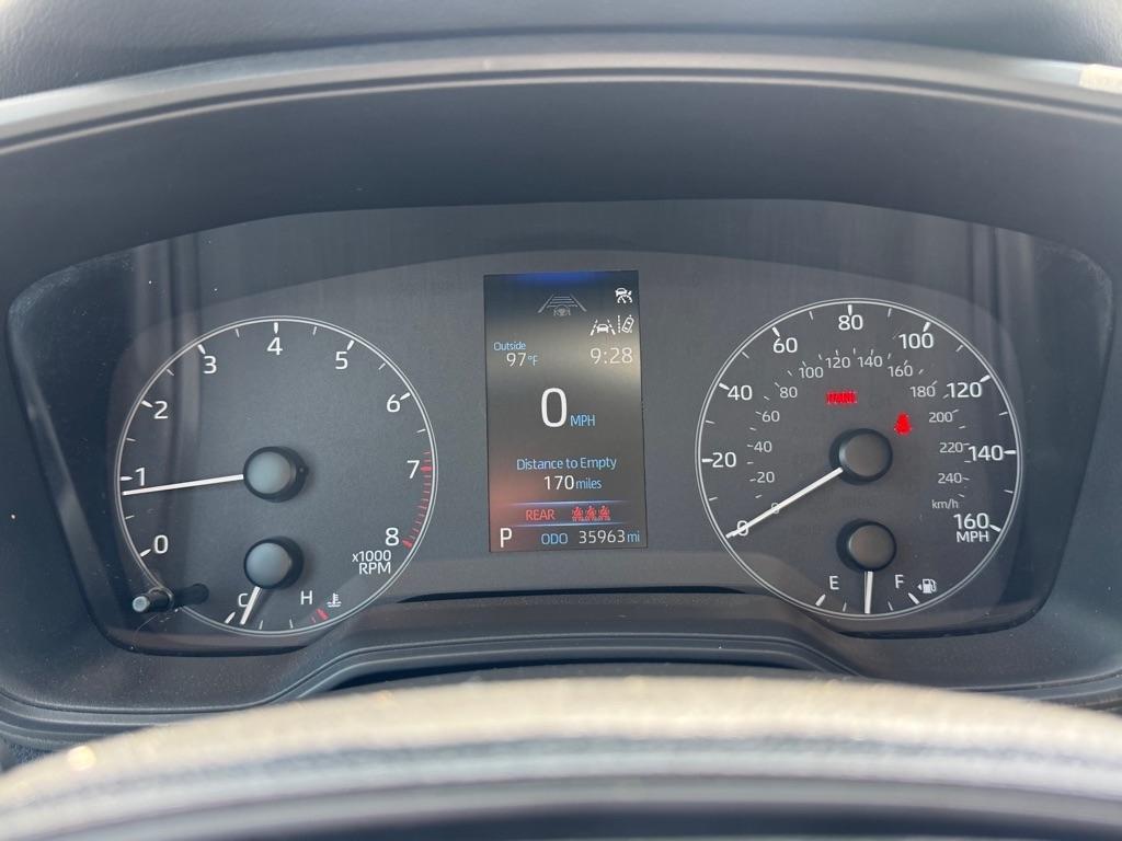 Toyota Corolla LE 2024