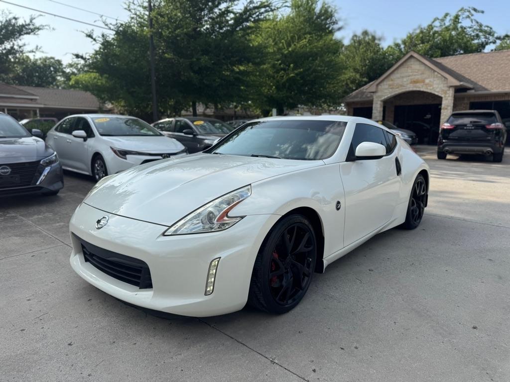 Nissan Z 370Z Coupe 7AT 2016
