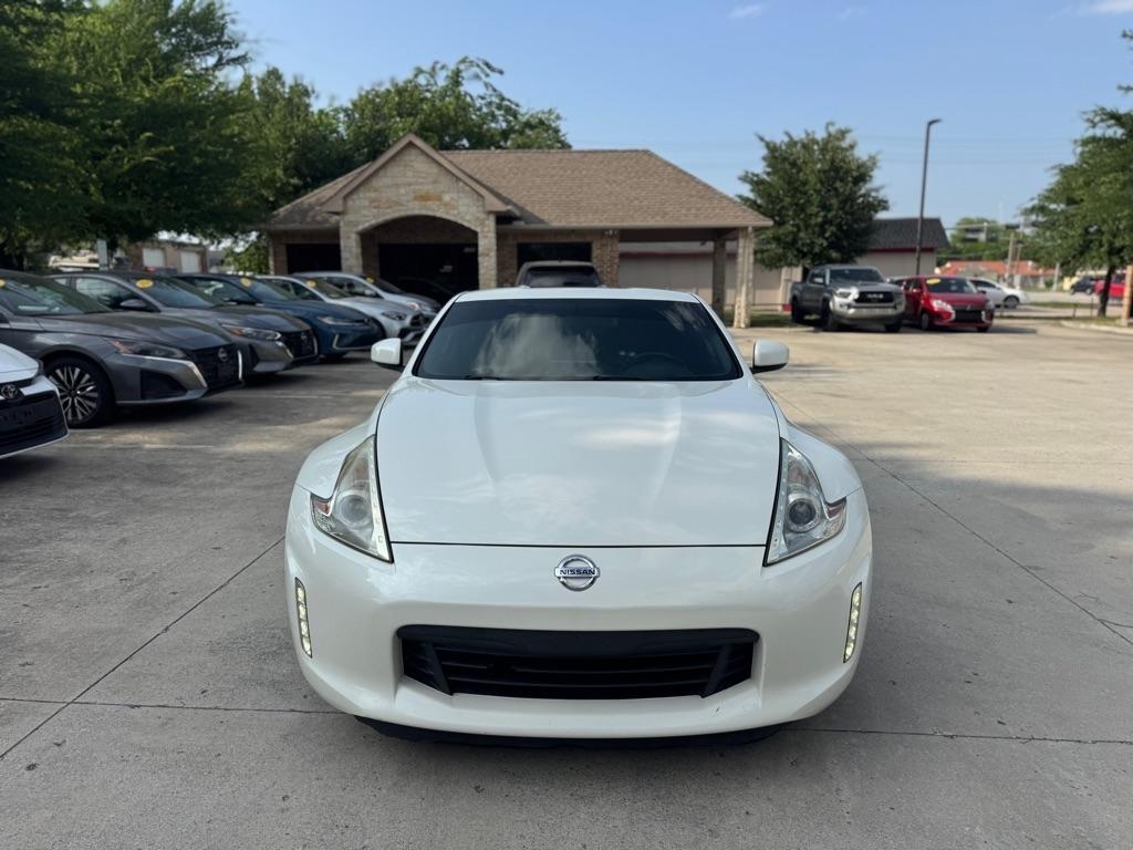 Nissan Z 370Z Coupe 7AT 2016