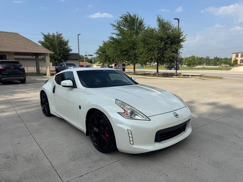 Nissan Z 370Z Coupe 7AT 2016