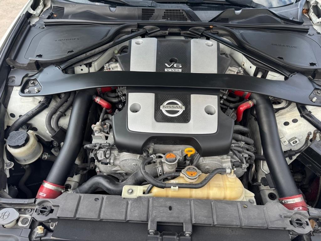 Nissan Z 370Z Coupe 7AT 2016