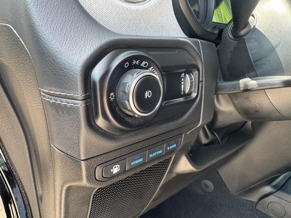Jeep Wrangler 4xe Sahara 2024