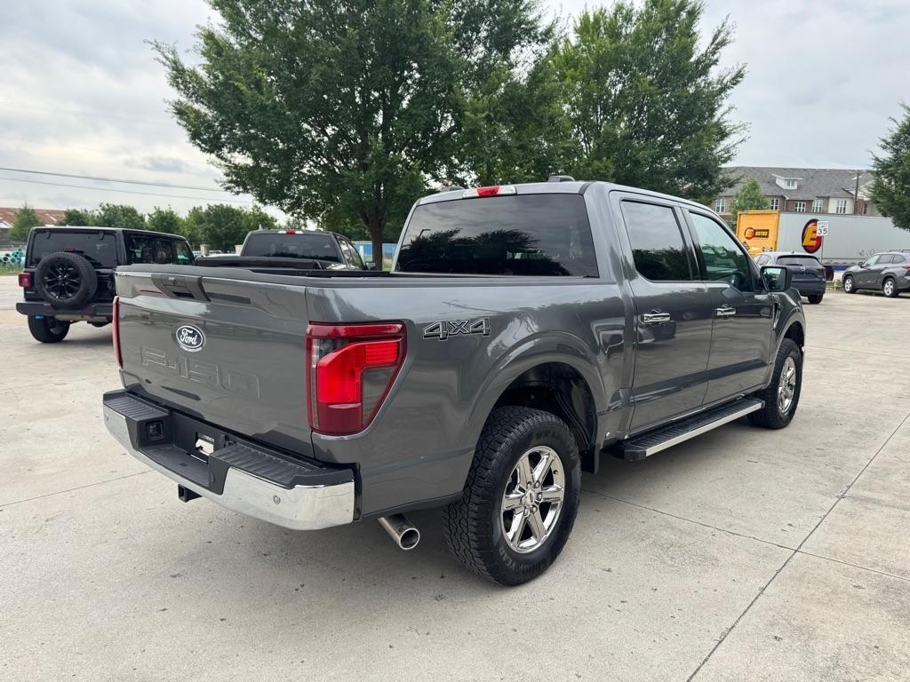 Ford F-150 XLT SuperCrew 4WD 2025