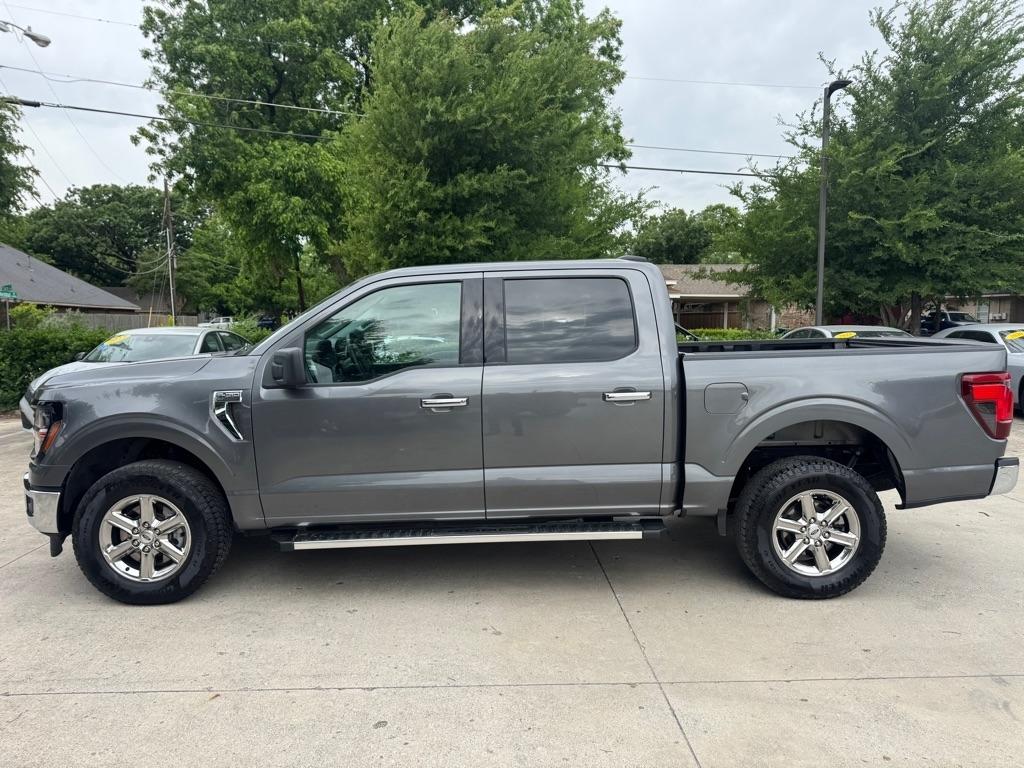 Ford F-150 XLT SuperCrew 4WD 2025