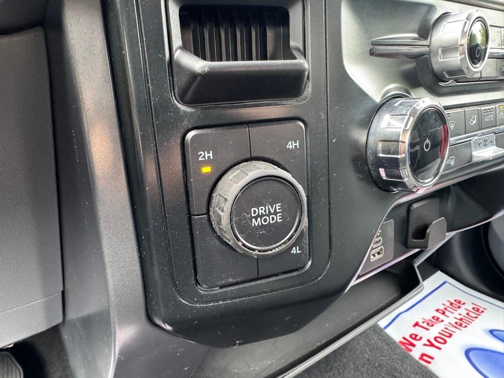 Ford F-150 XLT SuperCrew 4WD 2025