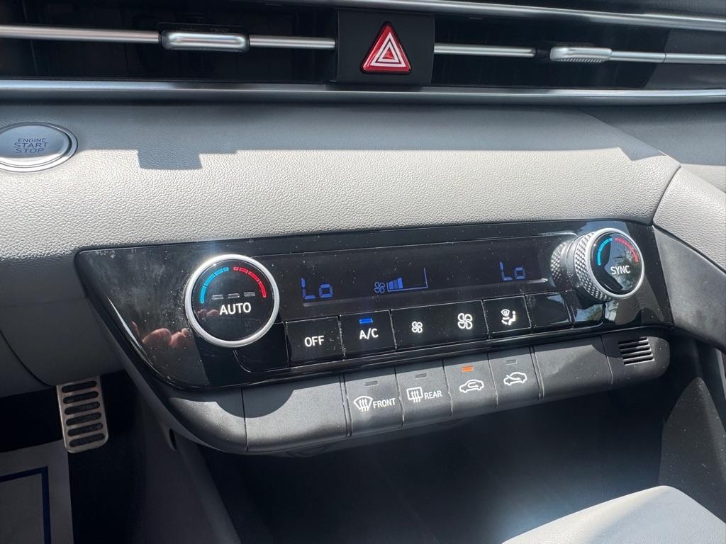 Hyundai Elantra SEL Sport 2026