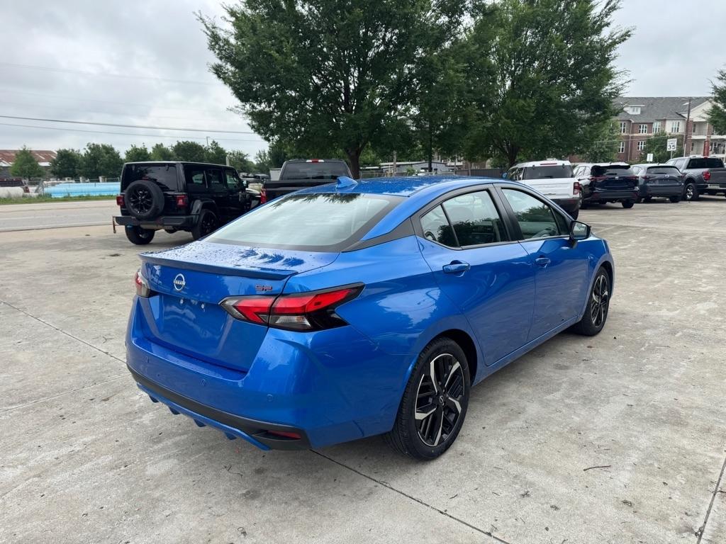 Nissan Versa SR 2024