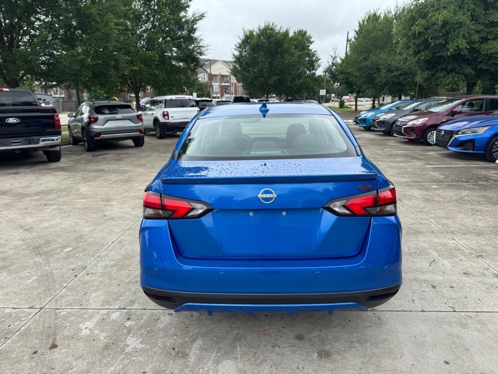 Nissan Versa SR 2024