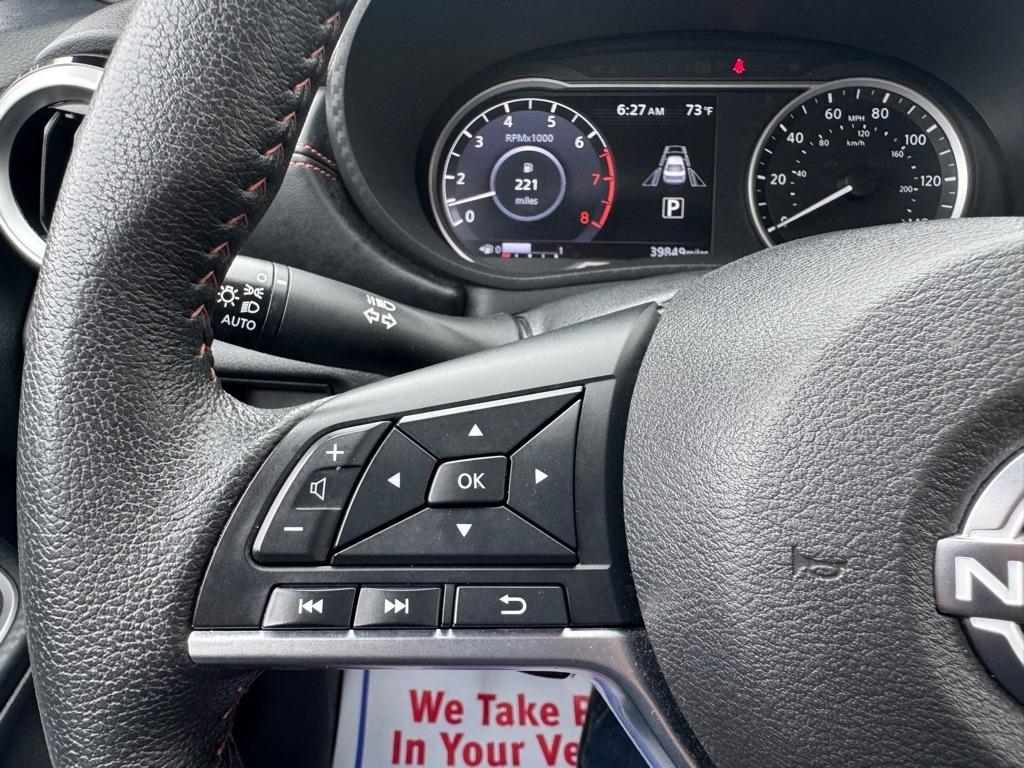 Nissan Versa SR 2024