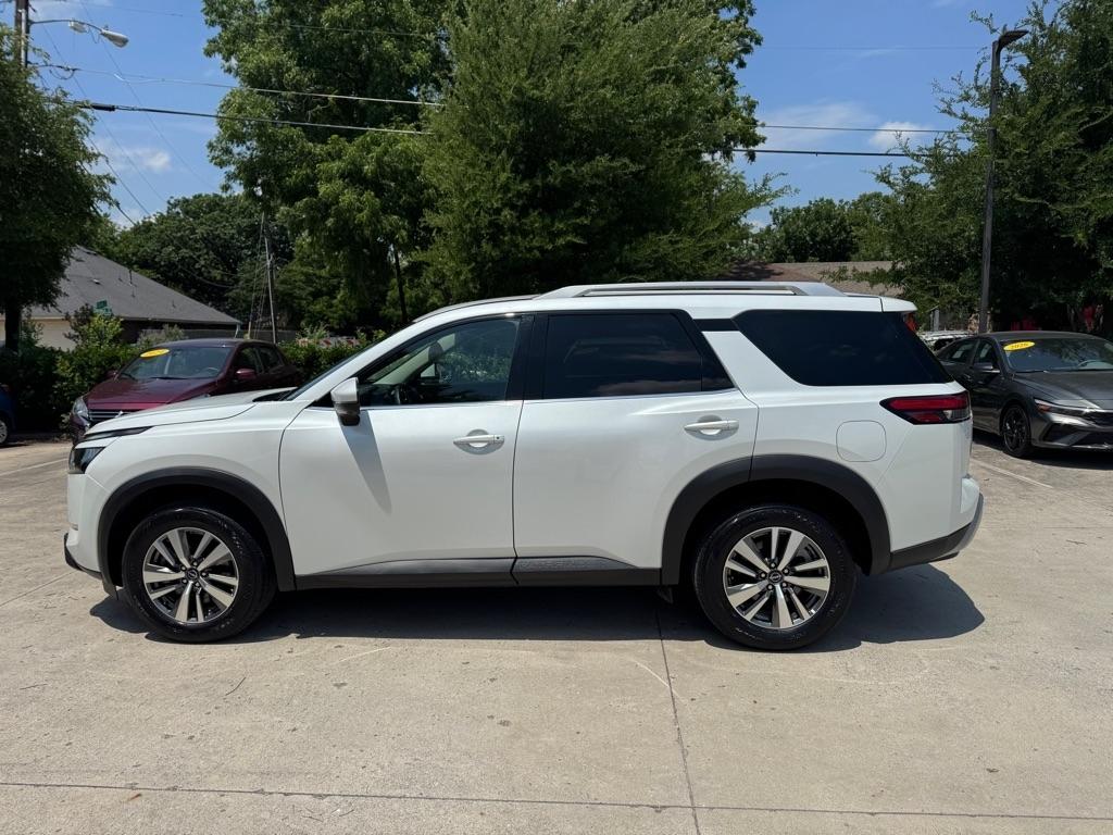 Nissan Pathfinder  2025