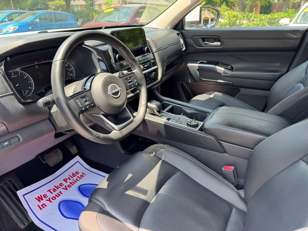 Nissan Pathfinder  2025