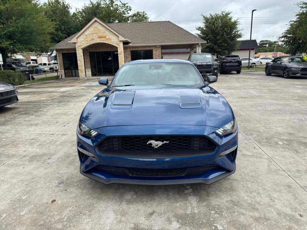 Ford Mustang EcoBoost Coupe 2022